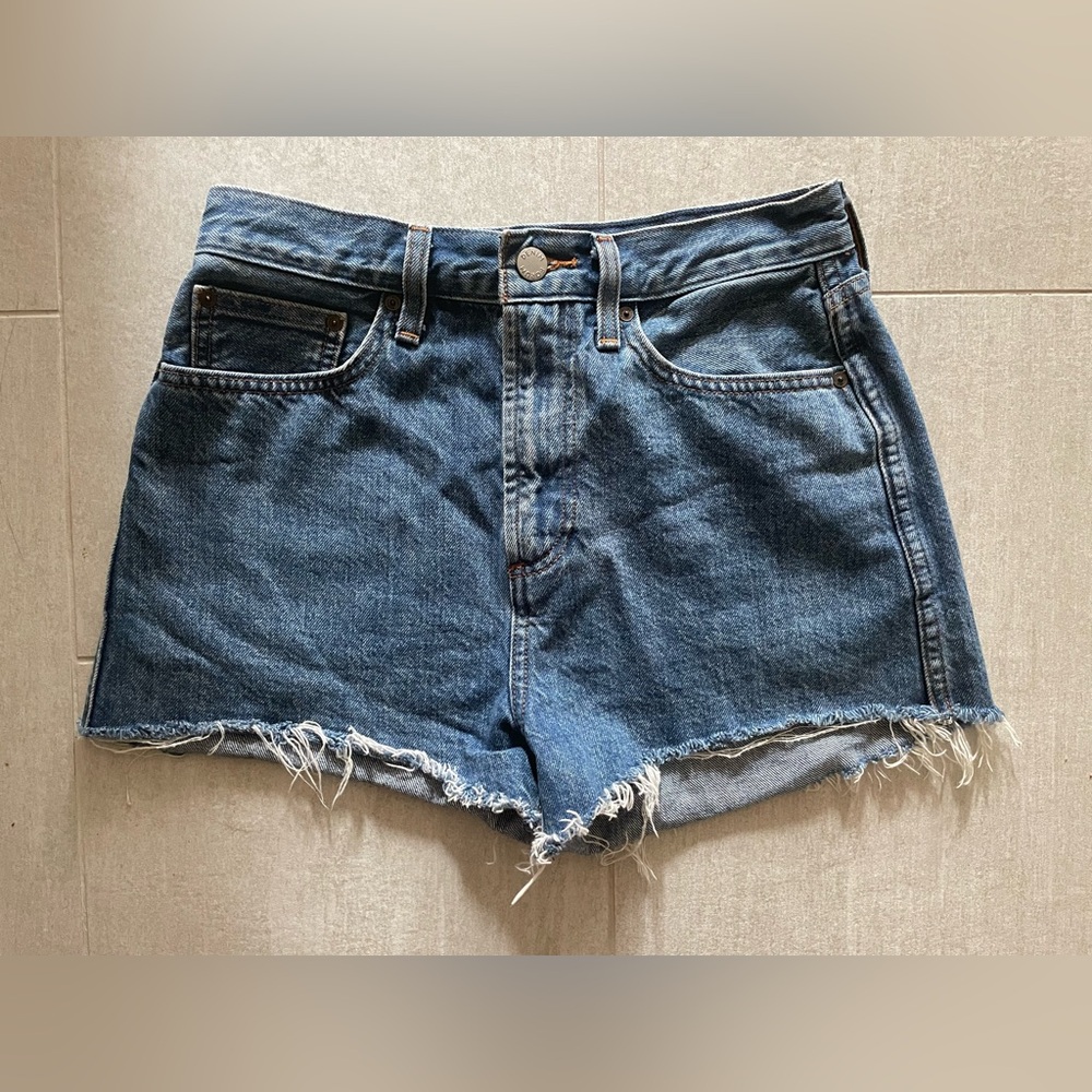 Denim Forum blue Farrah Cheeky Shorts 27
